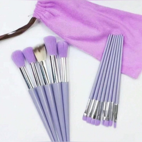 Beauty Brush Set of 13 with soft plush pouch New in package - Picture 3 of 5